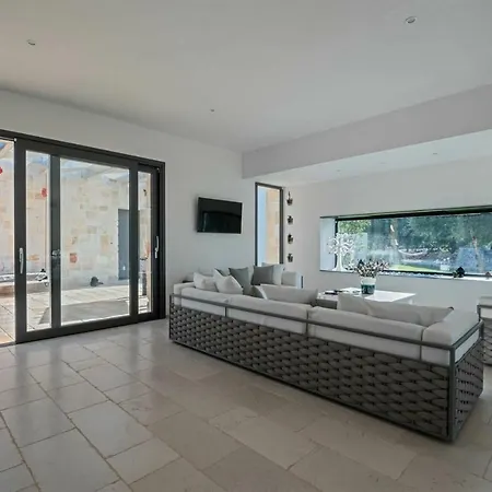 Badessa Raro Villas Collection *